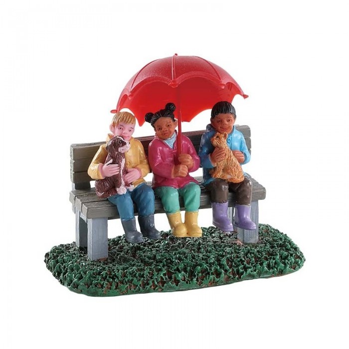 Rainy Day With Friends Figurines # 82577